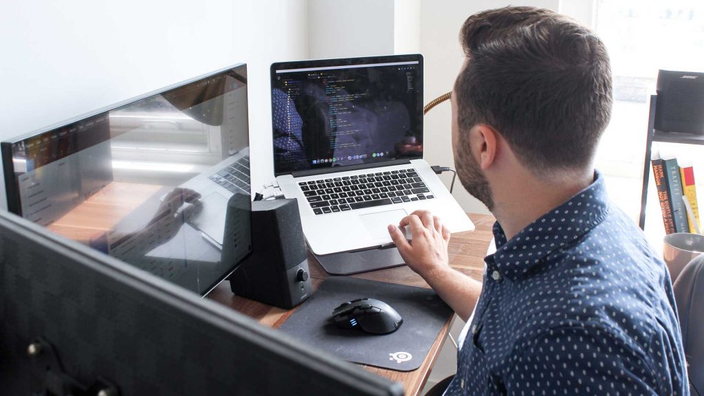 Working-Remotely-How-to-Keep-Your-Mental-Health-Up-on-focuseverything