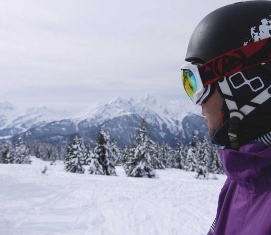 Tips-to-Buy-the-Best-Snowboard-Helmet-on-FocusEverything