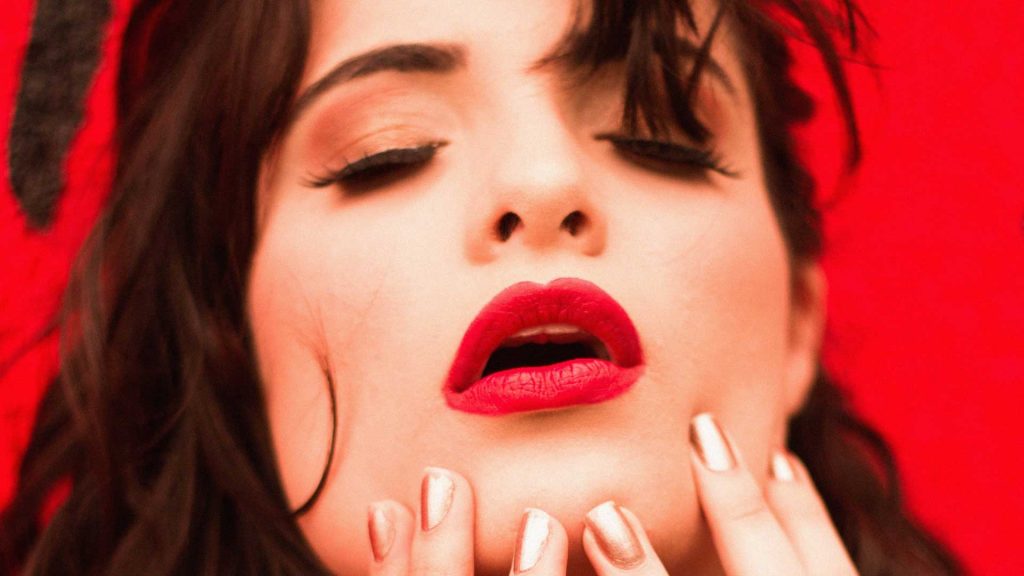 Chapped-Lips-Tips-to-Cure-Your-Chapped-Lips-Faster-on-focuseverything