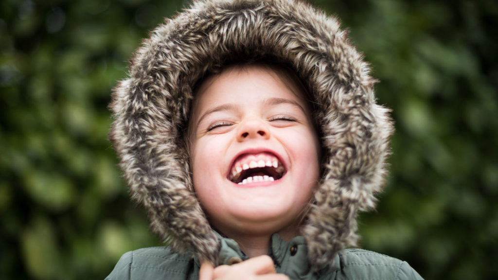 Ways-to-Keep-Your-Teeth-Healthy-Even-at-Christmas-on-focuseverything