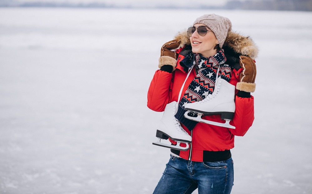 How a Powder Skirt Shows You’re Looking at a Quality Women’s Ski Jacket? womens goretex ski jacket